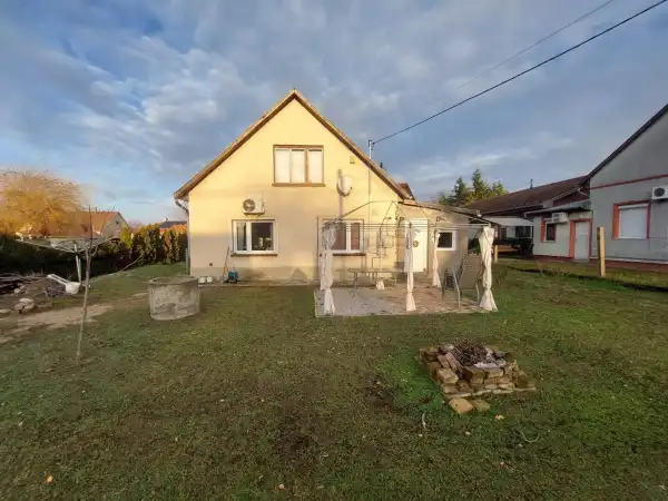 Eladó családi ház, Szigethalom 2 szoba 73 m² 76.9 M Ft