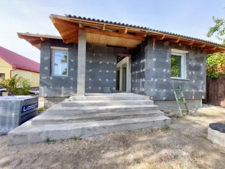 Eladó új építésű családi ház, Kiskunlacháza 4 szoba 90 m² 81 M Ft