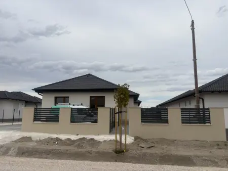 Eladó új építésű ikerház, Dunavarsány 4 szoba 91 m² 89.9 M Ft