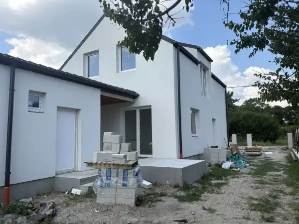 Eladó új építésű ikerház, Szigetszentmárton 5+1 szoba 117 m² 87.9 M Ft